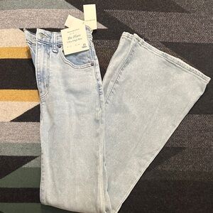 Abercrombie The Flare Jean in light wash